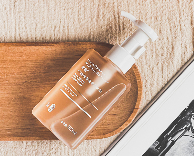 把精油融入每一件護(hù)膚品，消費者會為此買單嗎？