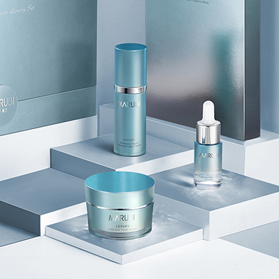 不知名化妝品傍上高校，產(chǎn)品賣出10w+